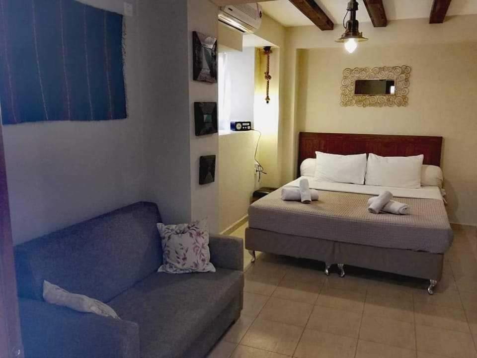 Guesthouse Axieros Самотракі Екстер'єр фото