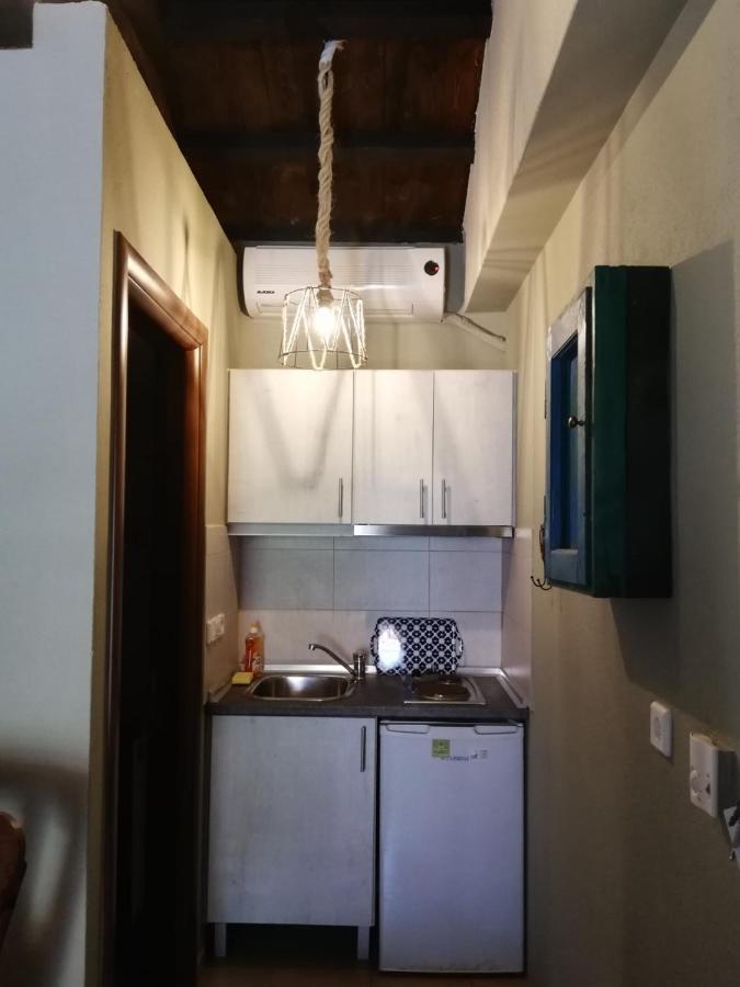Guesthouse Axieros Самотракі Екстер'єр фото